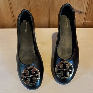 NIB Tory Burch Claire Quilted Ballet Flat Shoe Black Leather Women Size 7.5 New